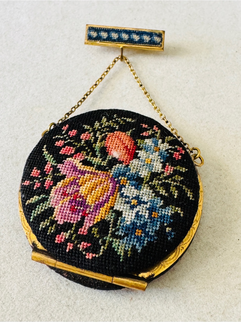 Vintage 1950’s 1960’s Floral Needlepoint Round Dangle Locket Bar Pin Brooch
